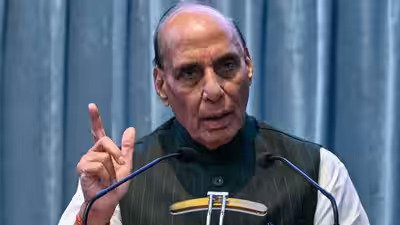 Rajnath Singh Condemns Rahul Gandhi's Remarks on PM Modi and Foreign Policy