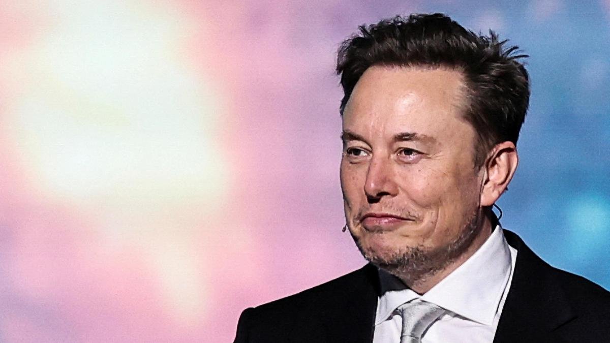 Satellite Storm: Elon Musk Slams Local Regulators as Starlink's India Launch Hits Major Security Roadblocks