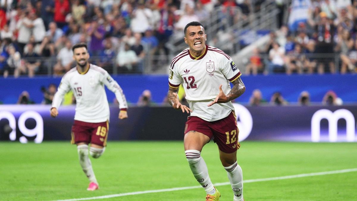 Argentina Downs England 2-1: Set for World Cup Final Clash Against Spain